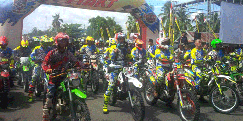 Ratusan Raider Geber Ajang Trail Adventure di Kota Air Kapuas