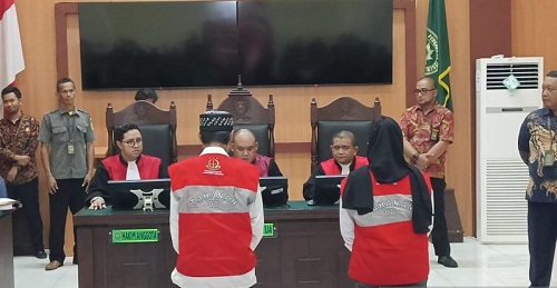 Akhirnya, Sepasang Kekasih Ini Sehidup-semati, Tapi di Dalam Penjara, Lho....?