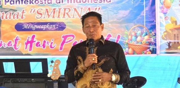 Paskah, Bupati Heriyus Peletakan Batu Pertama Pembangunan GPDi Smirna Puruk Cahu