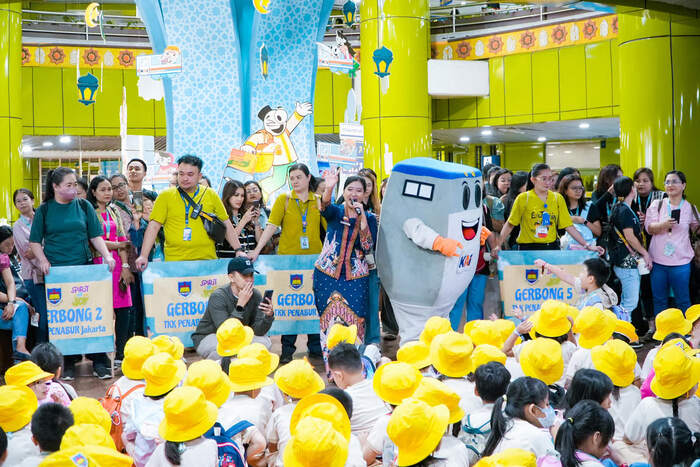 KAI Daop 1 Jakarta Edukasi 560 Siswa TKK Penabur Jakarta tentang Dunia Perkeretaapian