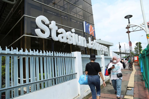 KAI Daop 1 Jakarta Lakukan Berhenti Luar Biasa (BLB) di Stasiun Jatinegara untuk Sejumlah KA Jarak Jauh pada 20 Mei 2025