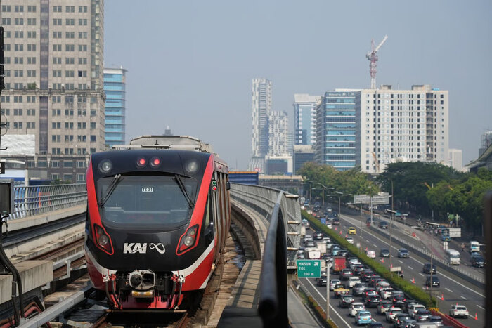 LRT Jabodebek Tingkatkan Pengamanan Jelang Kegiatan Massa di Jakarta, Imbau Pengguna Utamakan Kenyamanan dan Keselamatan