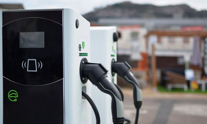 Optimalisasi Charging Station: Tantangan dan Peluang dalam Pengembangan Energi Berkelanjutan