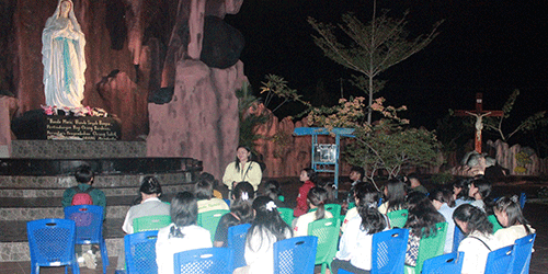 Kunjungi Tiga Lokasi, Pemuda Katolik Palangka Raya Peziarah Pertama di Porta Sancta YGB