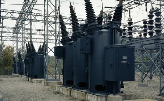 Peran Trafo Kering dalam Pengurangan Risiko Kebakaran di Bangunan