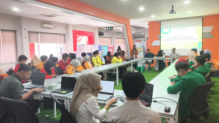 Telkom Indonesia Berikan Dukungan Penuh Pada Kompetisi Perencanaan Bisnis NBPC Business Project 5.0 di Makassar
