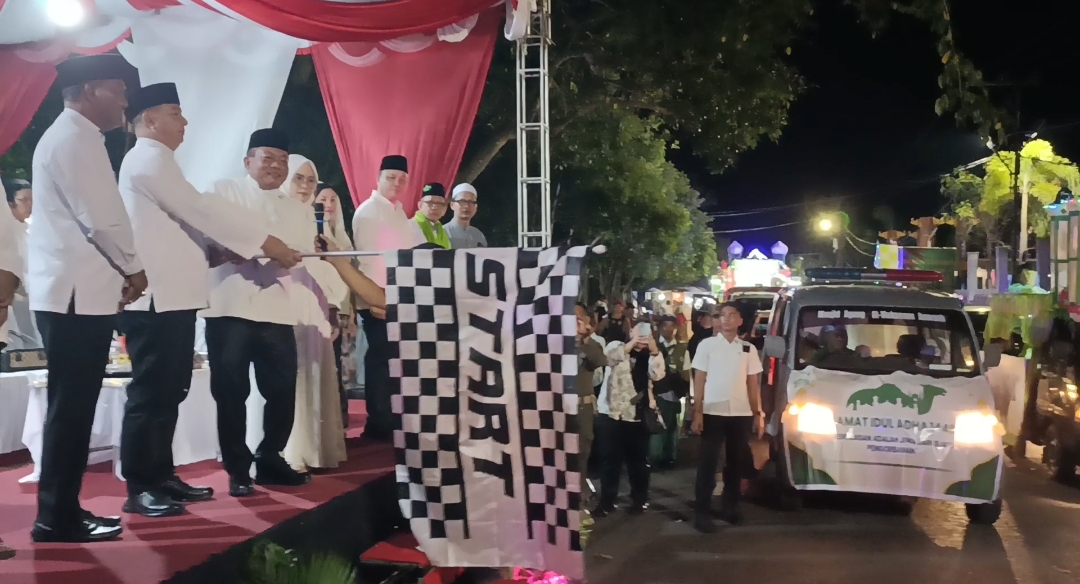 Bupati Kapuas Wiyatno Lepas Pawai Gema Takbir Sambut Iduladha 1446 H