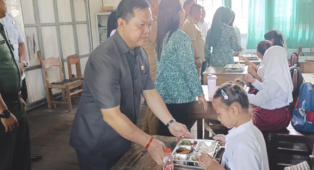 Program MBG Resmi Dimulai di Kapuas, DPRD Berikan Apresiasi