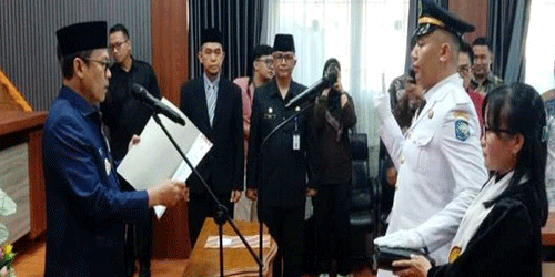 Pj Bupati Barito Utara Lantik Ersa Sriwandana Menjadi Pj Kepala Desa Datai Niru