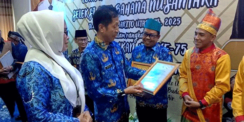 Sekda Barito Utara Buka Lomba Lukis Ornamen dan Seleksi GBN