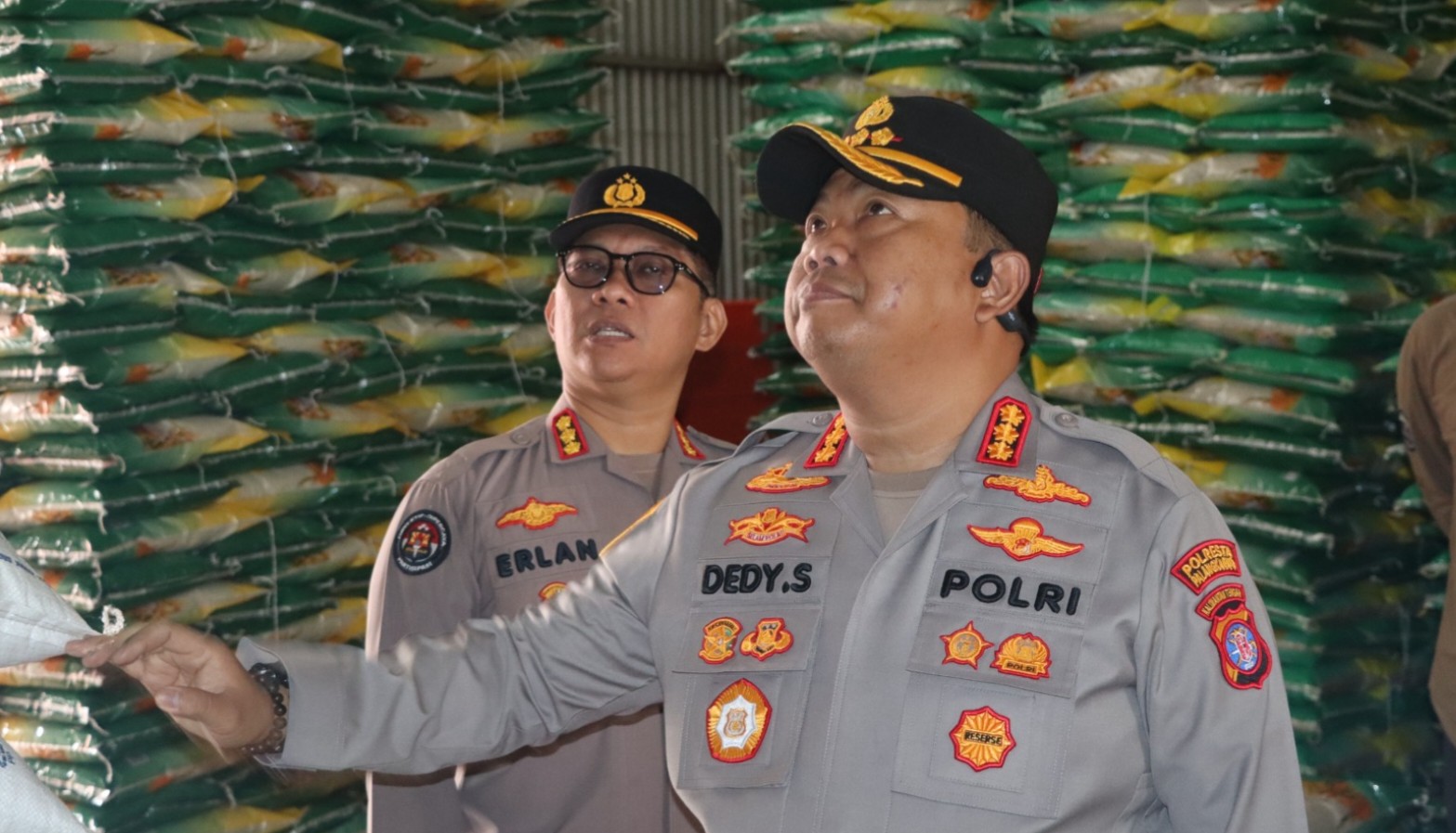 Kapolresta Palangka Raya Tinjau Pasar dan Gudang Bulog, Pastikan Harga Bapok Stabil Jelang Iduladha