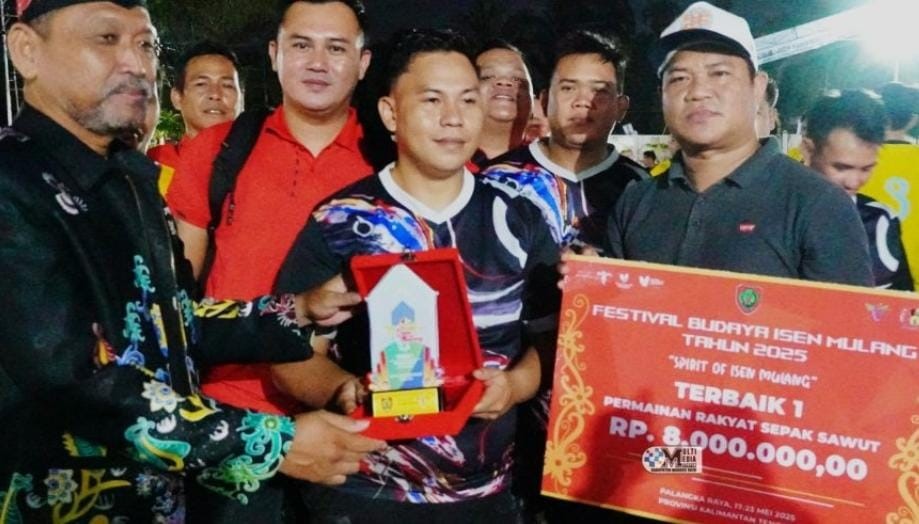 FBIM 2025: Murung Raya Juara I Lomba Olahraga Tradisional Sepak Sawut