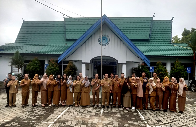Pj Bupati Indra Gunawan Sidak ke DPMPTSP Barito Utara