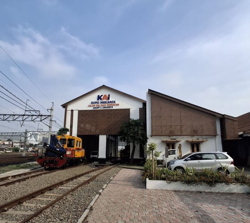 KAI Properti Perbarui Dipo Jatinegara untuk Dukung Keandalan Operasional KA