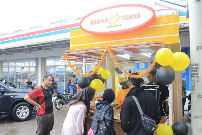 Ekspansi Besar-Besaran! Kebab Turki Baba Rafi Luncurkan 15 Outlet Baru di Bekasi