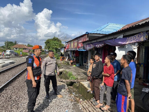 KAI Divre III Palembang Himbau Masyarakat Tidak Melempari Kereta Api, Tindakan Ini Membahayakan Penumpang dan Melanggar Hukum