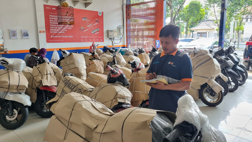 KAI Logistik Siapkan Strategi Hadapi Lonjakan Pengiriman Motor Selama Libur Panjang dan Tahun Ajaran Baru