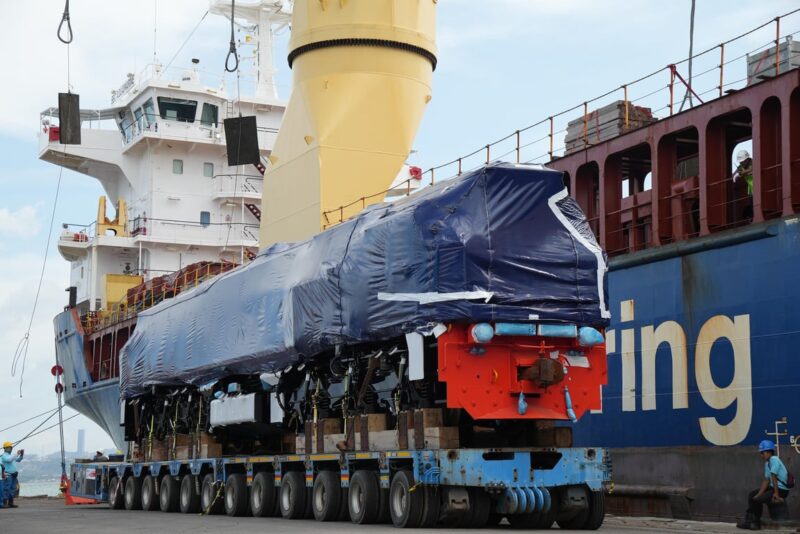 Perkuat Armada, KAI Divre IV Tanjungkarang Sambut Kedatangan Lokomotif Baru