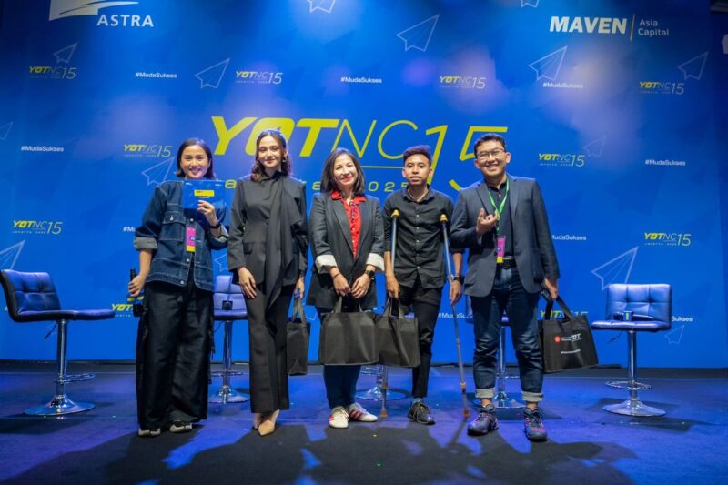 Bank Raya Ajak Ribuan Anak Muda Menggerakkan Kemajuan Ekonomi Nasional dengan Cakap Keuangan Digital di Young On Top Conference 2025