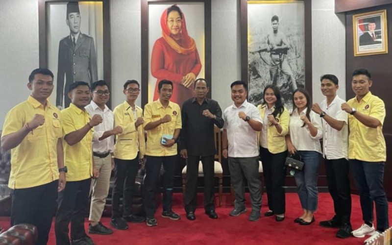 Ketua DPRD Kalteng Terima Audiensi DPP Peradah