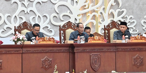 Fraksi DPRD Kalteng Terima Raperda Rancangan Perubahan APBD 2025 untuk Dibahas Lebih Lanjut