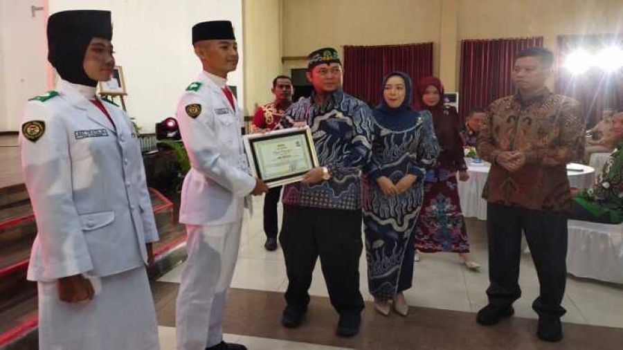 Paskibraka Katingan 2025 Raih Penghargaan, Simbol Disiplin dan Semangat Kemerdekaan