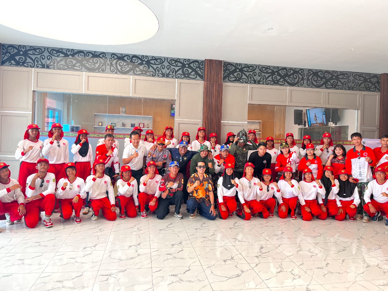 Paskibraka 2025 Dapat Motivasi dari Vokalis Hijau Daun: “Jadilah Teladan Bangsa”