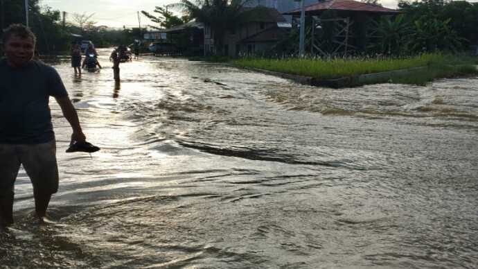 Pemkab Katingan Gerak Cepat Tangani Banjir Tumbang Samba