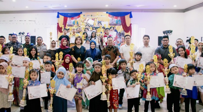 Bunda PAUD Kapuas Resmi Tutup Askari Fest 2025 di Citimall Kapuas