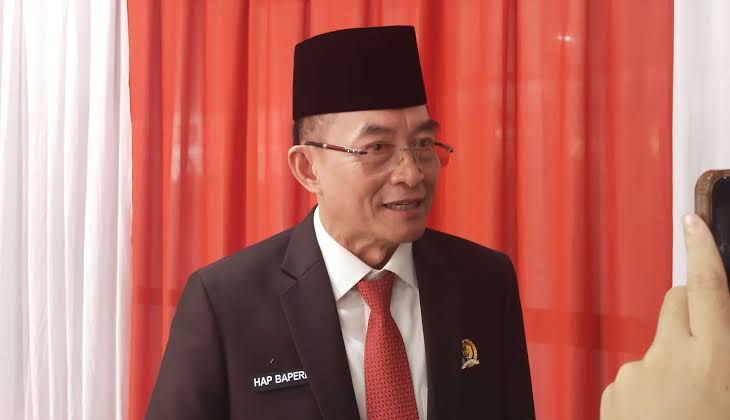 DPRD Soroti Rendahnya Pajak Reklame, Pemerintah Diminta Tegas