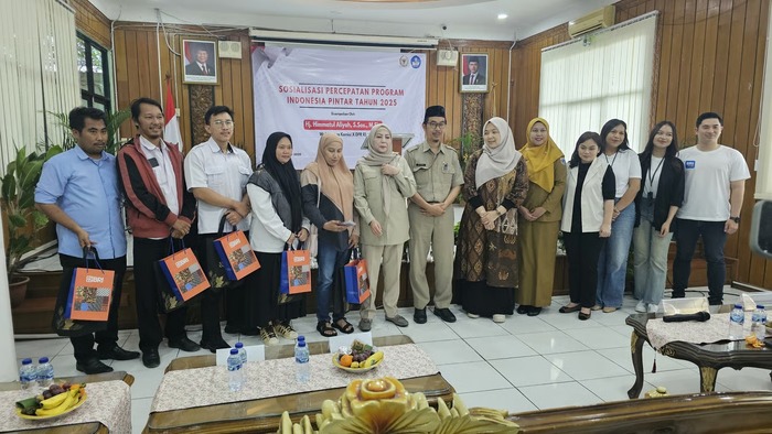 BRI Branch Office Tanah Abang Dukung Kunjungan Kerja Komisi X DPR RI dan Sekretaris Jenderal Kemendikdasmen RI dalam Sosialisasi Program Indonesia Pintar 2025