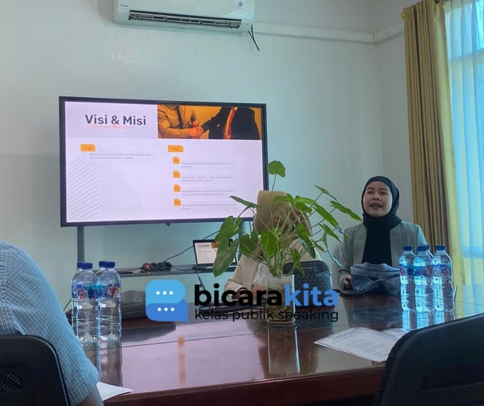 Memperkenalkan BicaraKita: Platform Pelatihan dan Pengembangan Public Speaking di Indonesia
