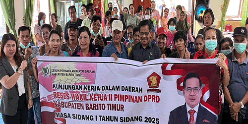 Reses di Empat Desa, Waket II DPRD Barito Timur Bagikan Pupuk, Bibit Ternak dan Bibit Buah