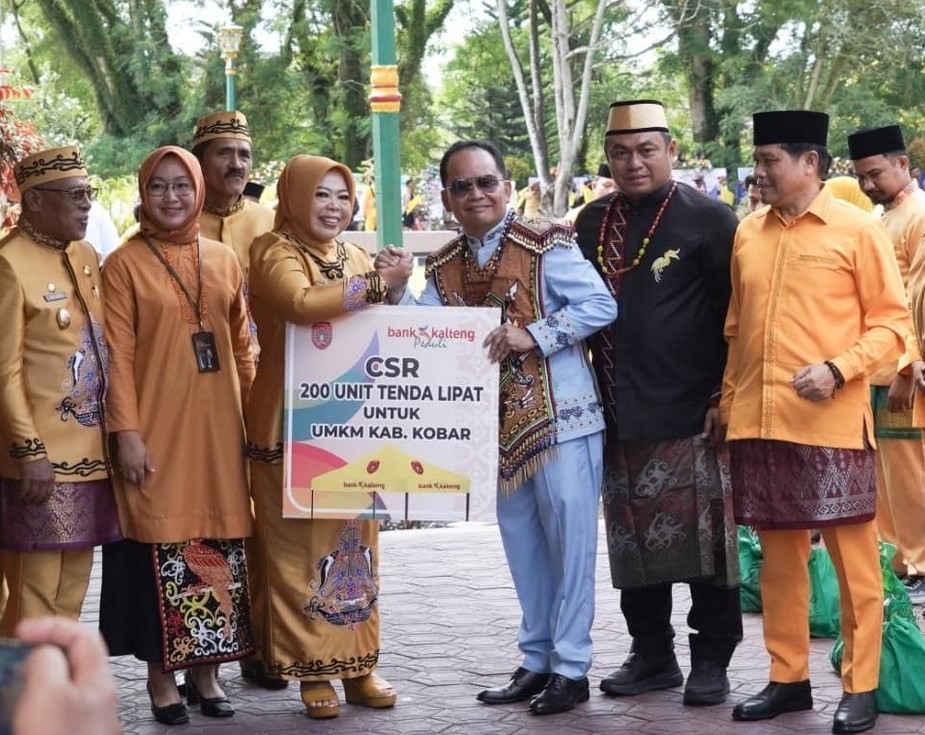 Gubernur Kalteng Pimpin Upacara HUT ke-66 Kotawaringin Barat