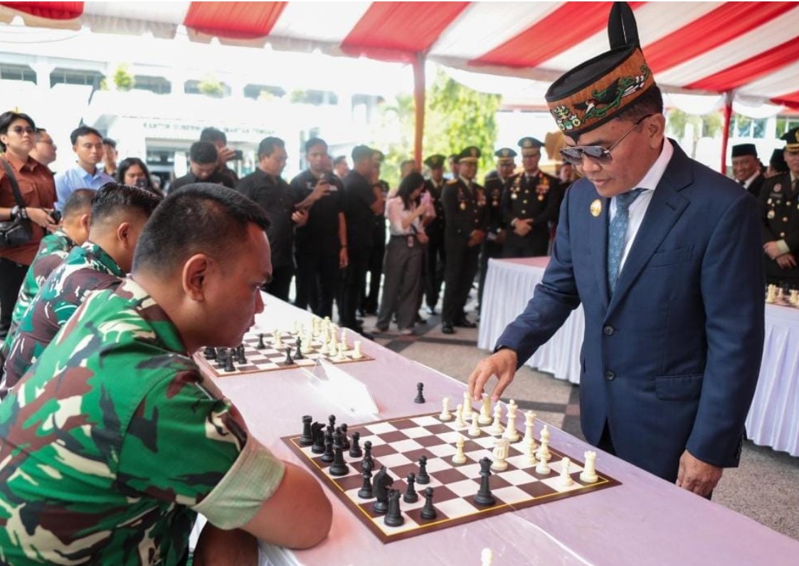 Gubernur Kalteng Hadiri Upacara HUT ke-80 TNI