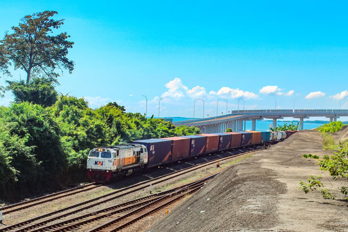 KAI Logistik Kelola Lebih dari 17 Juta Ton Barang, Kinerja Triwulan III Naik di Seluruh Segmen Layanan