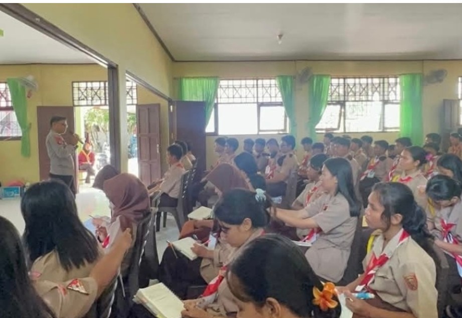 Polres Katingan Edukasi Pelajar Soal Etika Digital
