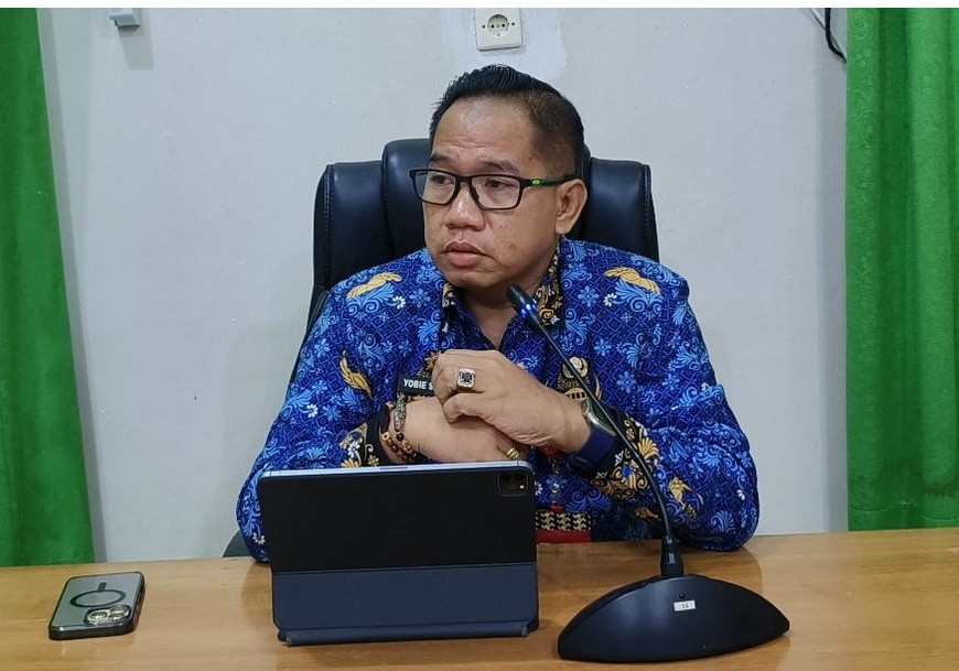 DLH Katingan Bersihkan Pasar dan Drainase