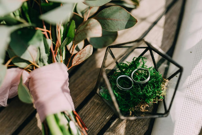 Mengapa Biaya Pernikahan Sering Melewati Anggaran dan Bagaimana Mengatasinya