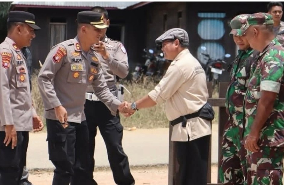 Kapolres Katingan Tinjau Polsek dan Gelar Bakti Sosial