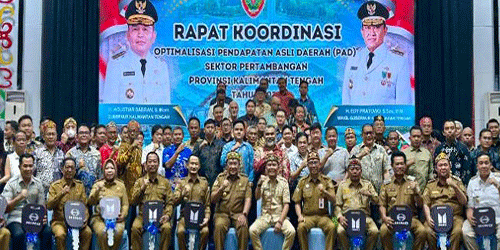 Bupati Barito Timur Boyong Pengusaha Tambang Ikuti Rakor Optimalisasi PAD Kalteng