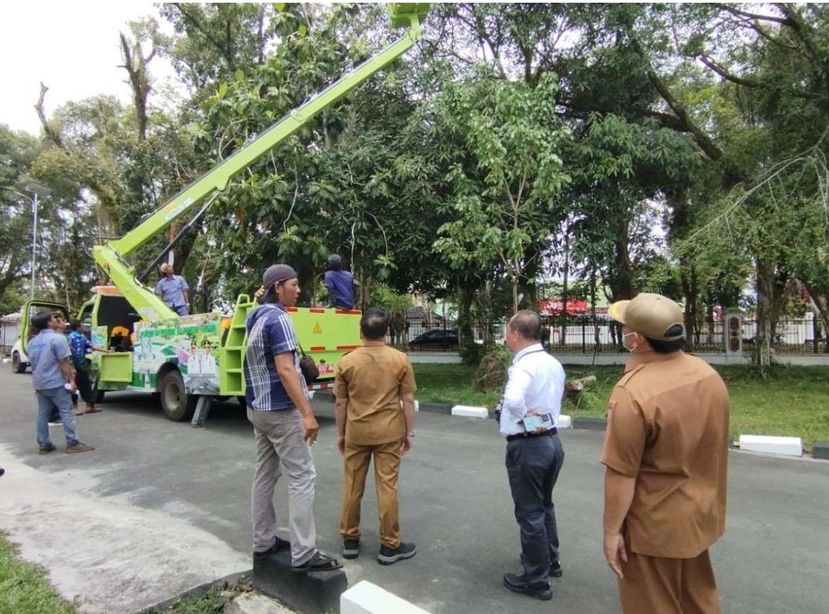 DLH Kalteng Latih Operator Armada Sampah Modern