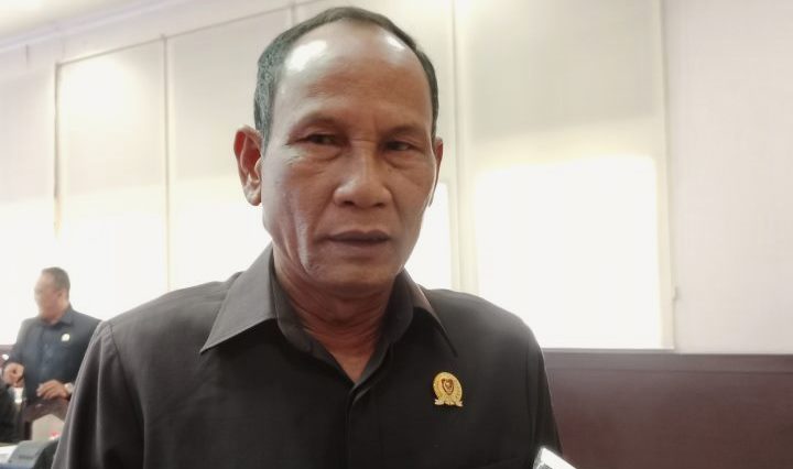 Meriahkan HUT RI, Ketua DPRD Kalteng Ajak Warga Kibarkan Merah Putih