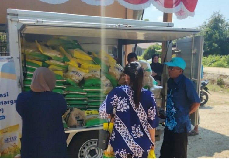 Warga Antusias Sambut GPM di Desa Dahian Tunggal