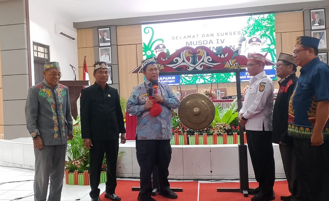 Saiful Buka Musda IV DAD Katingan Tegaskan Adat Jadi Pilar Pembangunan