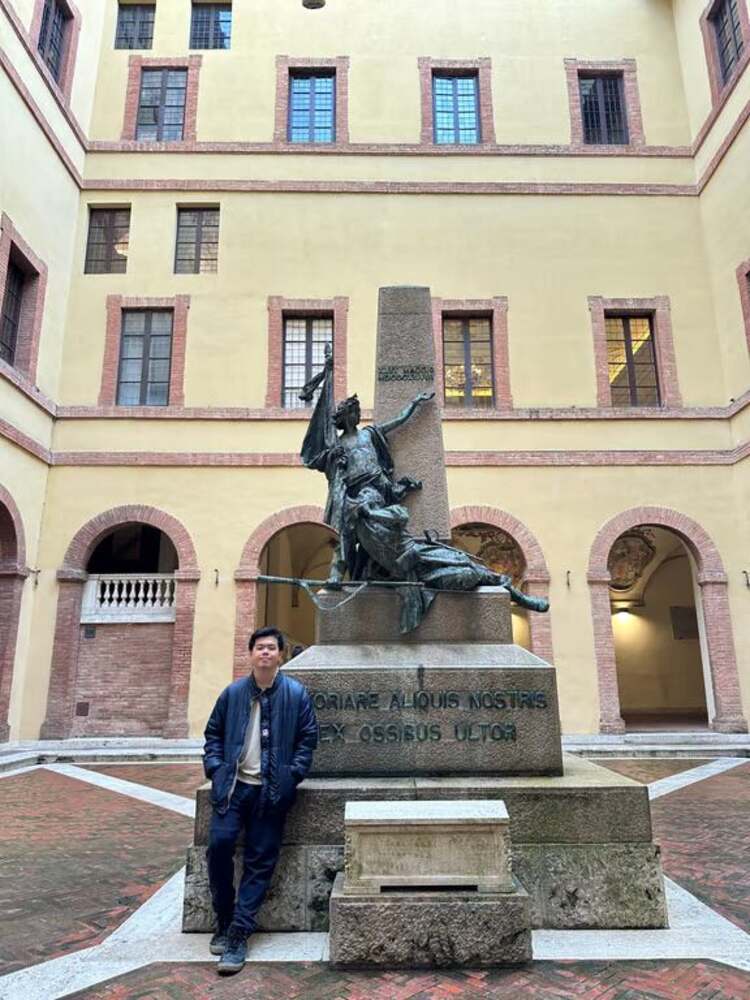 Dari Bandung ke Italia: Cerita Seru Study Abroad Billy Lim