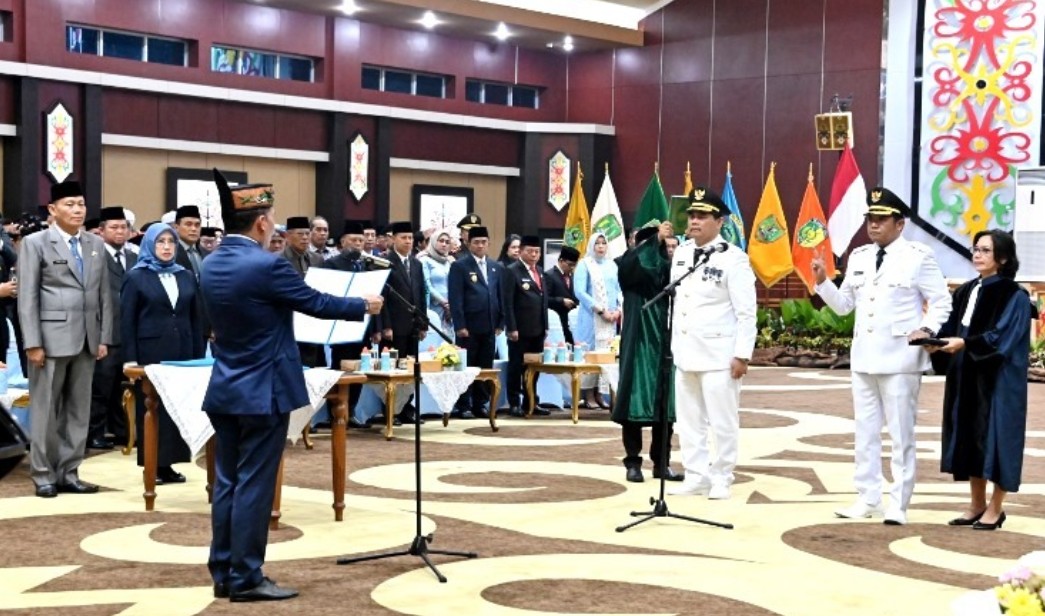 Agustiar Sabran Lantik Shalahuddin-Felix Pimpin Barito Utara