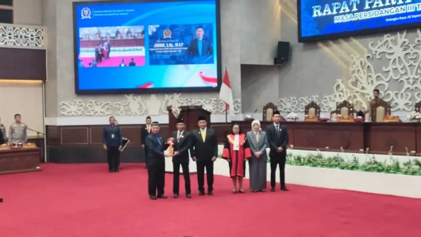 Pelantikan Wakil Ketua DPRD Kalteng Momentum Perkuat Kelembagaan Dewan