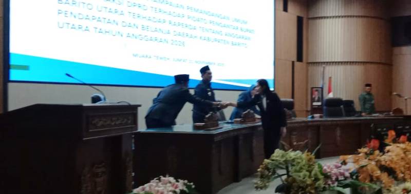 Fraksi PDIP Ingatkan Pemerintah Kelola Defisit RAPBD dengan Bijak