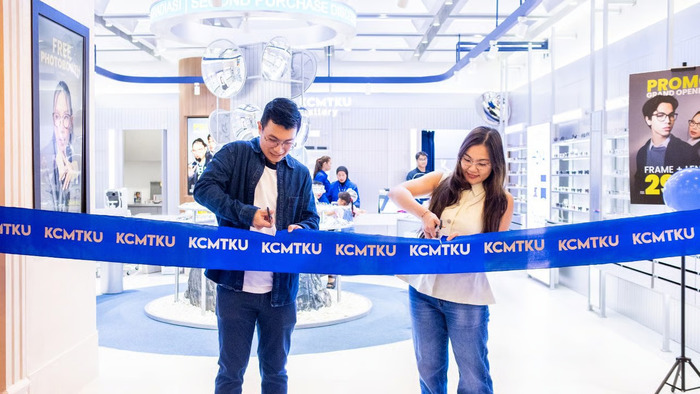KCMTKU Resmikan Flagship Experience Store di Paris Van Java Bandung